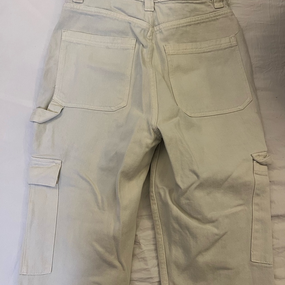 PacSun cream cargos!